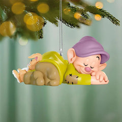 Disney Snow White and the Seven Dwarfs Dozing Dopey Ornament