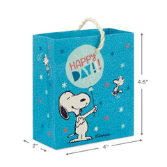 4.6" Peanuts® Snoopy With Balloon Gift Card Holder Mini Bag